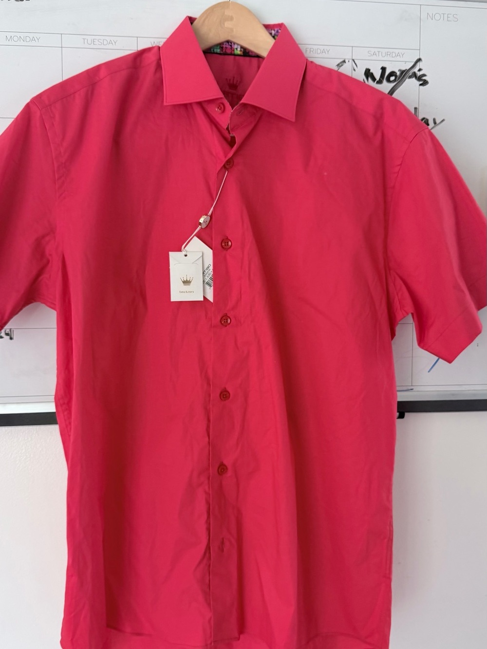 Men's Short-Sleeve Button-Down Shirt in Hot Pink